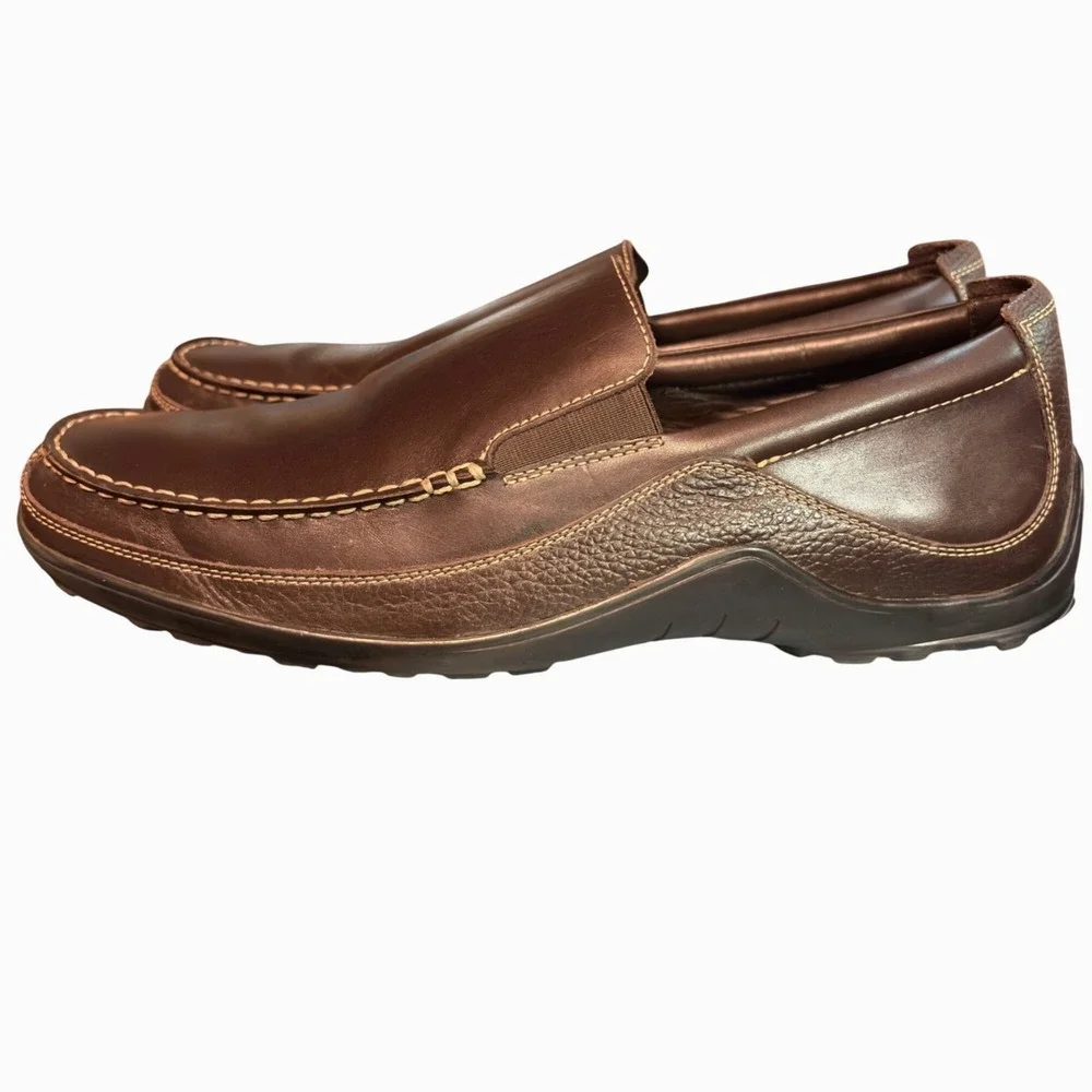 Mens Size 13 Brown Leather Slip-On Loafers With Stitched Detailing